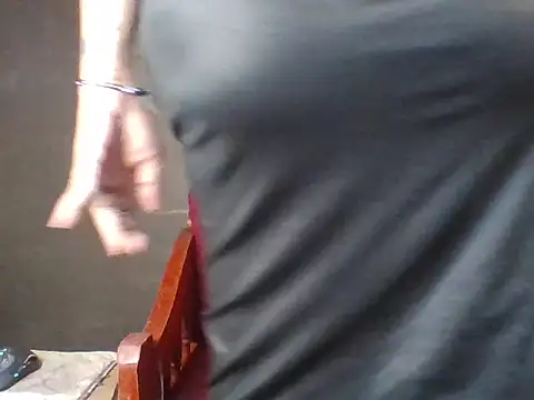 Snapshot of BellaJanna chatting on February 4, 2026, 5:19 pm BellaJanna online show from February 4, 2026, 5:19 pm