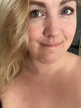 Snapshot of Anna_Alexa chatting on March 12, 2025, 7:57 am Anna Alexa online show from March 12, 2025, 7:57 am