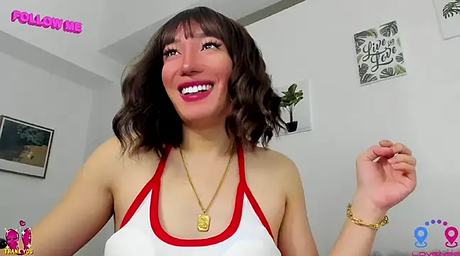 hottycrishina online show from March 15, 2025, 4:46 am