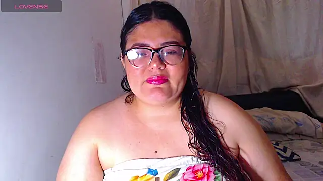 ashelymalefica online show from March 15, 2025, 8:54 pm