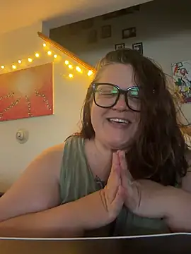 Snapshot of ticklesquirt chatting on July 14, 2026, 11:54 pm ticklesquirt online show from July 14, 2026, 11:54 pm