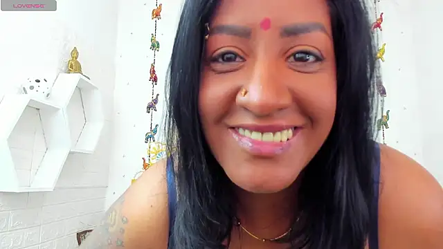 Snapshot of LadyNahir chatting on February 25, 2026, 4:22 am LadyNahir online show from February 25, 2026, 4:22 am