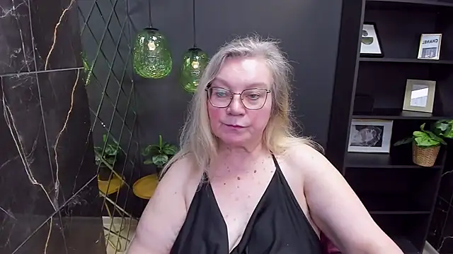 NataliMellow online show from January 21, 2025, 4:37 pm