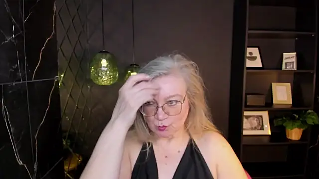 NataliMellow online show from March 17, 2026, 1:14 pm