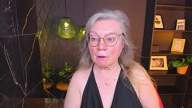 NataliMellow online show from May 24, 2026, 1:05 pm