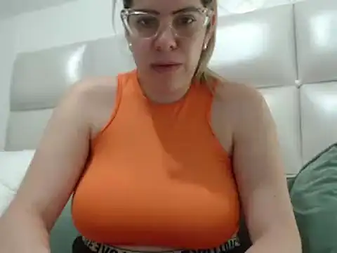 ashlymoon online show from March 12, 2025, 1:03 am