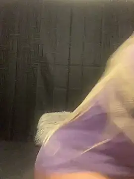 Rakiyahcharms online show from December 8, 2024, 1:58 pm