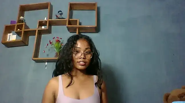 Snapshot of naya86 chatting on December 14, 2024, 9:29 am naya86 online show from December 14, 2024, 9:29 am
