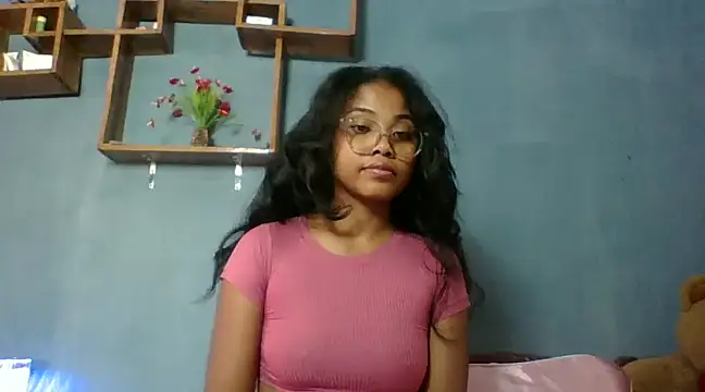 Snapshot of naya86 chatting on February 20, 2025, 6:28 am naya86 online show from February 20, 2025, 6:28 am