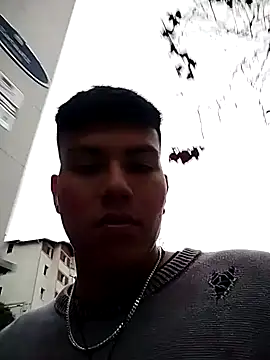 Snapshot of mikeeeeeell chatting on November 1, 2025, 6:59 am mikeeeeeell online show from November 1, 2025, 6:59 am