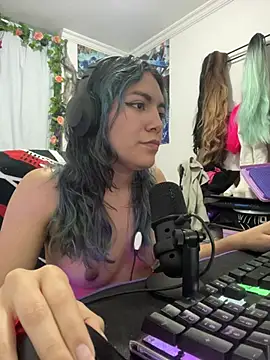 VaioletUwU online show from March 9, 2026, 3:21 am