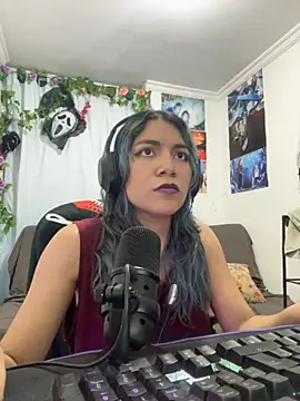 VaioletUwU online show from March 10, 2026, 1:54 am