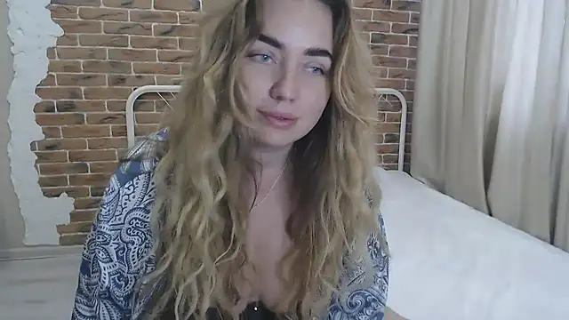 xxkristinaxx online show from February 13, 2025, 11:17 am