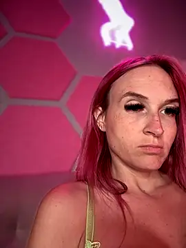 Snapshot of _Rapunzel_ chatting on November 15, 2025, 3:48 am Rapunzel online show from November 15, 2025, 3:48 am