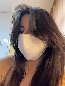 White-Petite online show from February 7, 2026, 1:15 pm