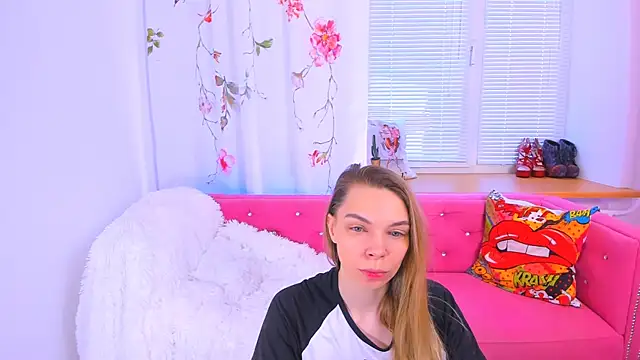 Snapshot of The_Deep_Passion chatting on March 1, 2025, 8:13 am The Deep Passion online show from March 1, 2025, 8:13 am