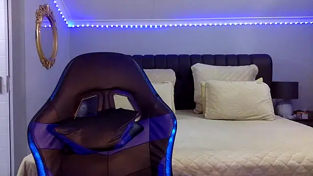 BOOTYBANGER24xx online show from November 11, 2025, 2:55 am