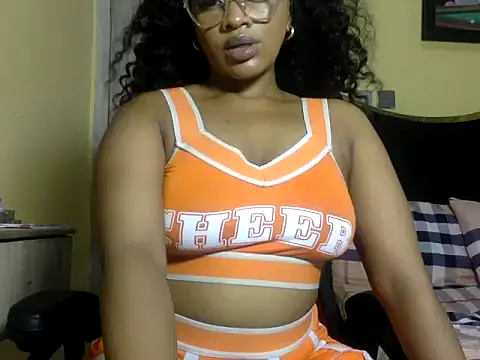 Snapshot of BOOTYBANGER24xx chatting on May 30, 2026, 10:56 am BOOTYBANGER24xx online show from May 30, 2026, 10:56 am