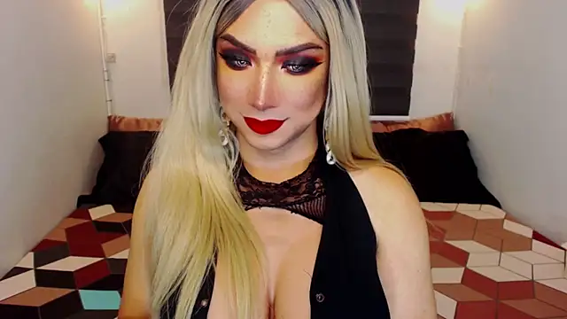 HugeCockDominantXxX online show from March 18, 2026, 9:07 pm