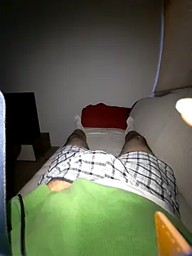 Snapshot of mogli444 chatting on December 5, 2025, 3:52 pm mogli444 online show from December 5, 2025, 3:52 pm