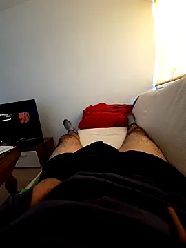 Snapshot of mogli444 chatting on December 14, 2025, 1:27 pm mogli444 online show from December 14, 2025, 1:27 pm