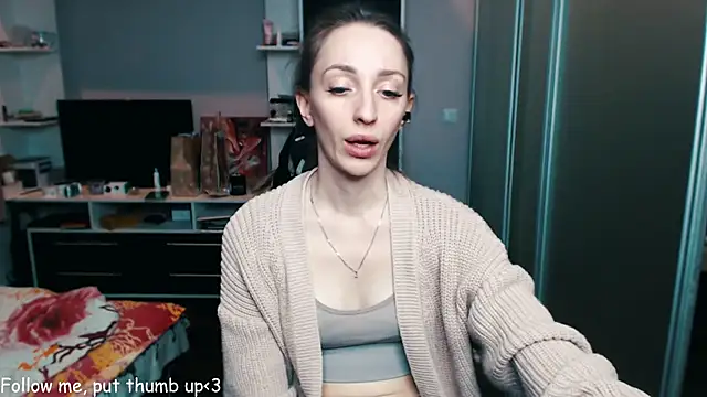 Natalimeowks online show from January 2, 2025, 4:02 pm