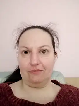 BustyLadyAlma online show from April 4, 2026, 6:00 am