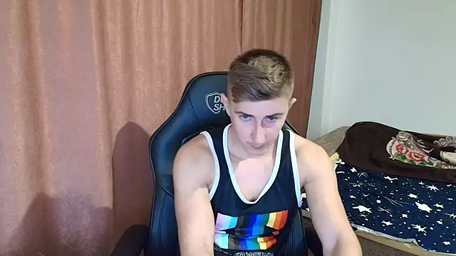 Todhorny9873 online show from January 9, 2025, 8:45 am