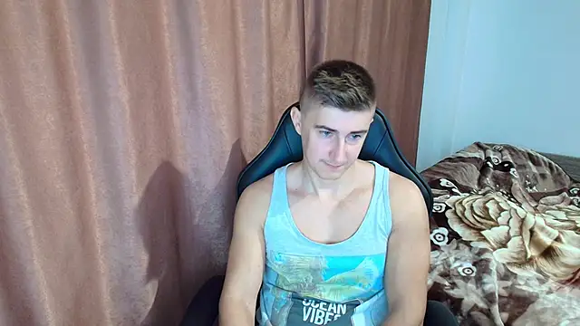 Todhorny9873 online show from January 14, 2026, 5:24 am