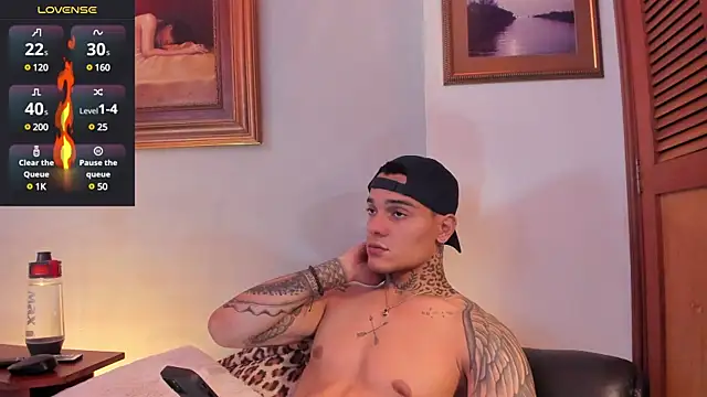 ImDominike online show from January 3, 2025, 9:47 pm