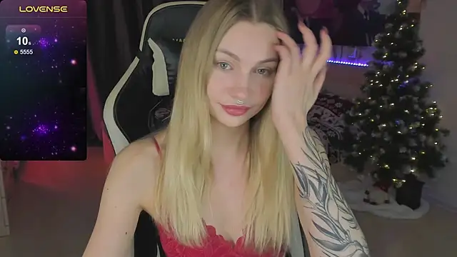 BiMolly online show from January 24, 2025, 1:47 pm