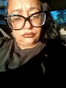 Snapshot of PichyPrettyPussy chatting on September 24, 2025, 11:57 am PichyPrettyPussy online show from September 24, 2025, 11:57 am