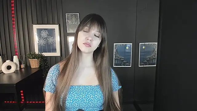 ElizaMild online show from January 23, 2025, 1:02 pm