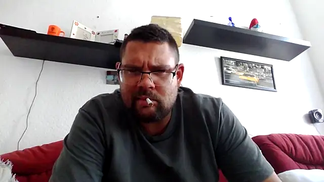 Snapshot of sexykevin17cm chatting on September 15, 2025, 1:44 pm sexykevin17cm online show from September 15, 2025, 1:44 pm