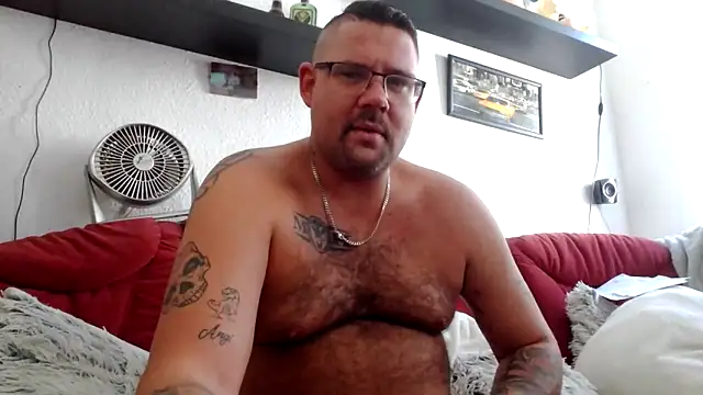 Snapshot of sexykevin17cm chatting on October 2, 2025, 1:29 pm sexykevin17cm online show from October 2, 2025, 1:29 pm