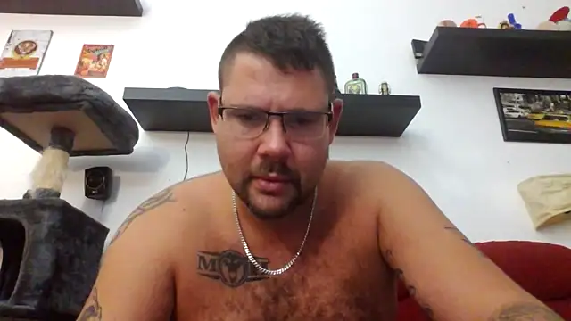 Snapshot of sexykevin17cm chatting on October 14, 2025, 7:47 pm sexykevin17cm online show from October 14, 2025, 7:47 pm