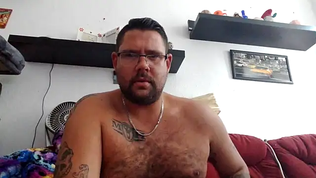 Snapshot of sexykevin17cm chatting on October 24, 2025, 9:17 am sexykevin17cm online show from October 24, 2025, 9:17 am