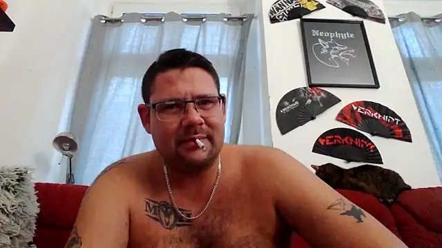 Snapshot of sexykevin17cm chatting on January 15, 2026, 3:38 pm sexykevin17cm online show from January 15, 2026, 3:38 pm