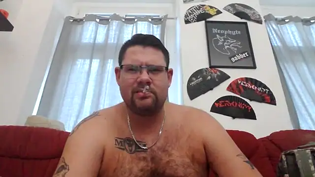 Snapshot of sexykevin17cm chatting on February 16, 2026, 2:13 pm sexykevin17cm online show from February 16, 2026, 2:13 pm