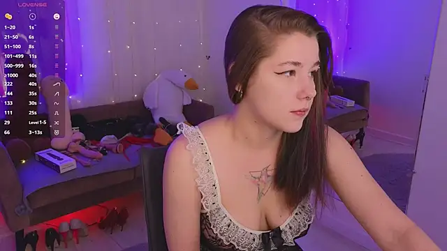 Mira Falls online show from December 4, 2025, 5:28 am