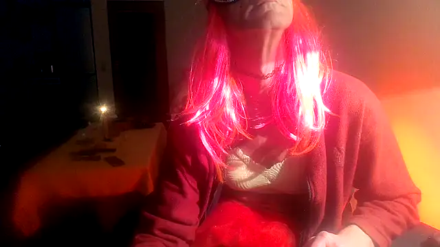 Snapshot of Python43 chatting on February 3, 2025, 9:39 pm Python43 online show from February 3, 2025, 9:39 pm