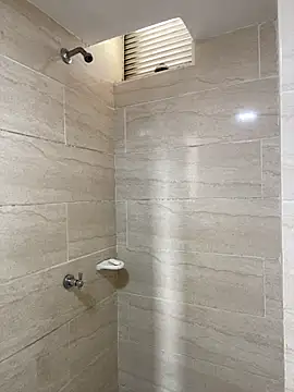 Shantal Lovee online show from February 7, 2026, 7:39 pm