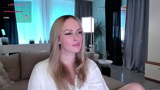 Libby Nora online show from December 20, 2024, 10:49 am