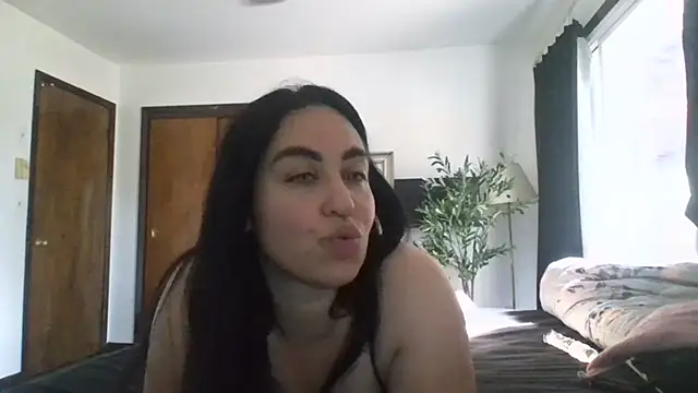 Snapshot of WetFlower69 chatting on July 3, 2026, 1:06 pm WetFlower69 online show from July 3, 2026, 1:06 pm