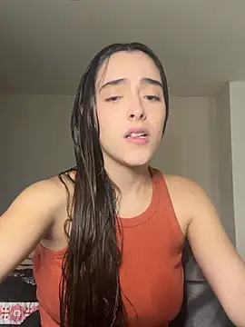 Snapshot of swrennn19 chatting on January 9, 2025, 7:29 pm swrennn19 online show from January 9, 2025, 7:29 pm