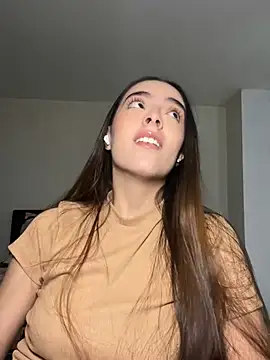 Snapshot of swrennn19 chatting on January 18, 2025, 6:21 pm swrennn19 online show from January 18, 2025, 6:21 pm