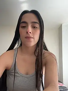 Snapshot of swrennn19 chatting on January 22, 2025, 6:31 pm swrennn19 online show from January 22, 2025, 6:31 pm