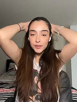 Snapshot of swrennn19 chatting on January 25, 2025, 4:13 pm swrennn19 online show from January 25, 2025, 4:13 pm