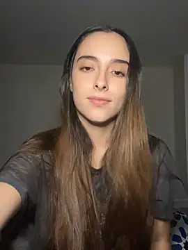 Snapshot of swrennn19 chatting on February 27, 2025, 11:04 pm swrennn19 online show from February 27, 2025, 11:04 pm