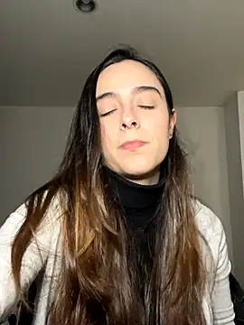 Snapshot of swrennn19 chatting on September 12, 2025, 7:14 pm swrennn19 online show from September 12, 2025, 7:14 pm